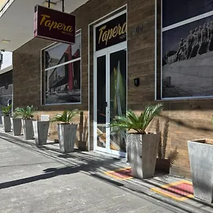 tapera-hostel.topsaopaulohotels.com/