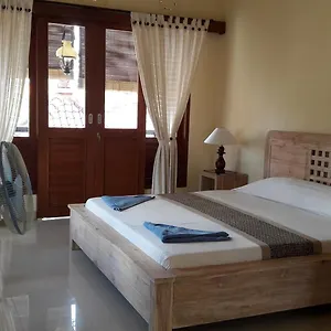 Bed & Breakfast Three Ayu Family House, Ubud (Bali)